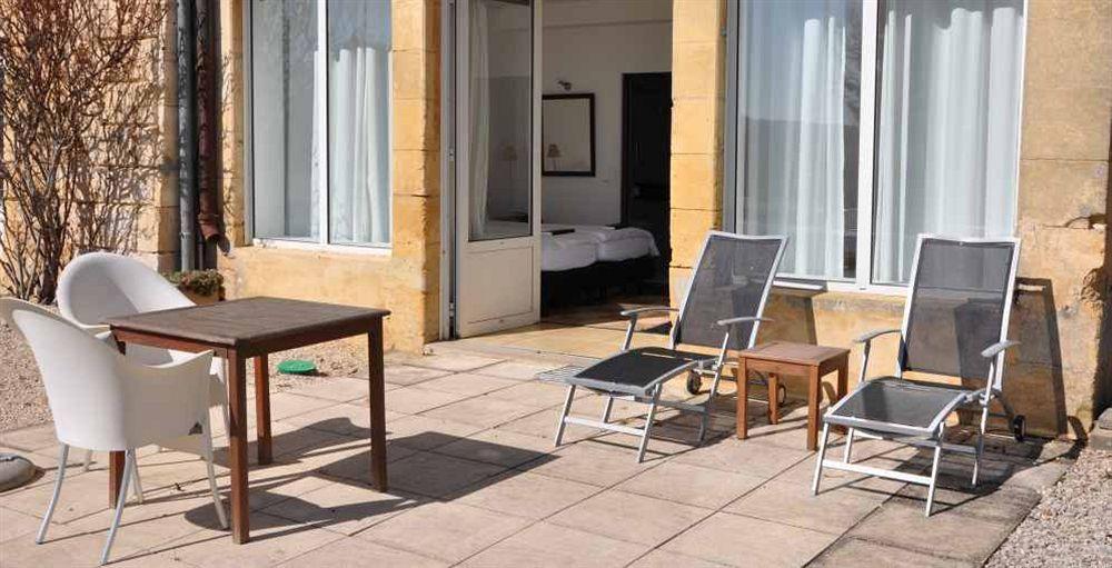 Chateau Les Merles Et Ses Villas Mouleydier Ngoại thất bức ảnh