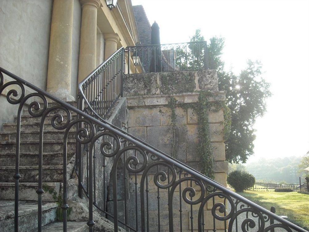 Chateau Les Merles Et Ses Villas Mouleydier Ngoại thất bức ảnh