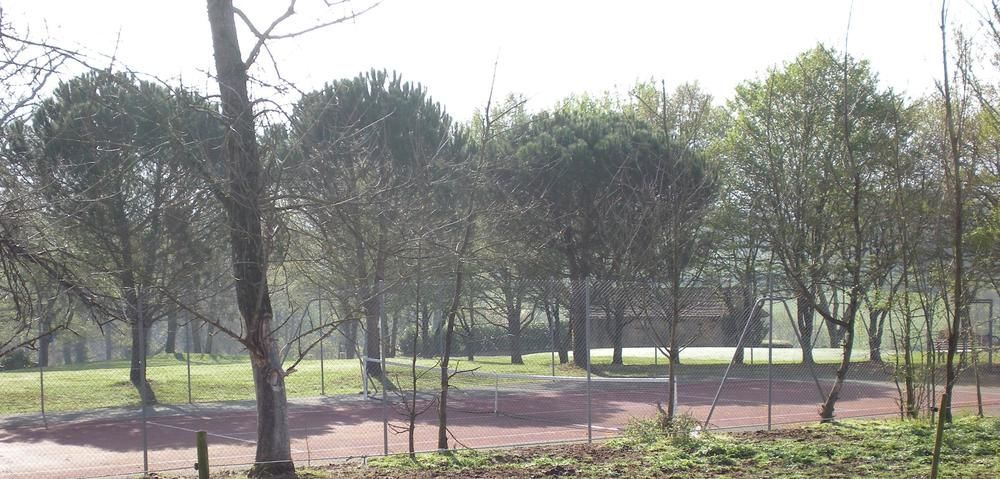 Chateau Les Merles Et Ses Villas Mouleydier Ngoại thất bức ảnh