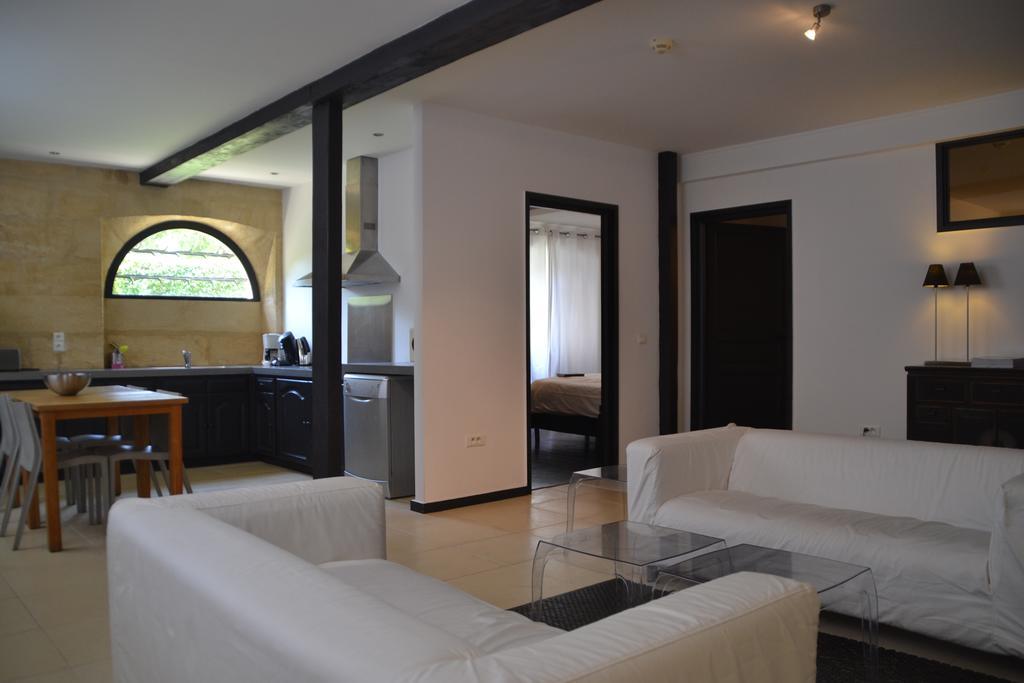 Chateau Les Merles Et Ses Villas Mouleydier Ngoại thất bức ảnh